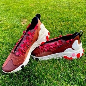 Nike Mens React Sertu “Clay”. Size 15.